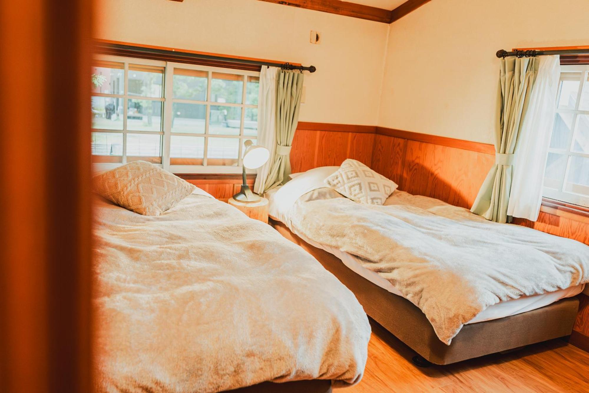 Hakuba Pension & Log Hotel Meteor Esterno foto